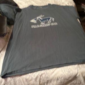 A 3x novelty shirt that says “I’m a smart one”. Gray in color